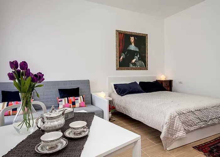 Dreamsrome Lux شقة